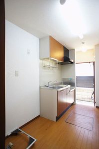 シャーメゾン　コーワ西棟 101号-2