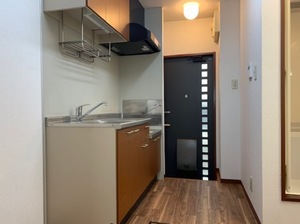 シャーメゾン　コーワ西棟 102号-6