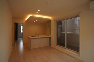 クレスティーク都立大 206号-3