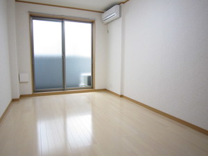 アンプルールフェール立川 203号-2