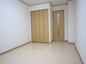 アンプルールフェール立川 203号-3