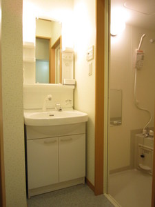 アンプルールフェール立川 203号-5