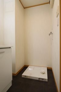 アンプルールフェール立川 303号-9