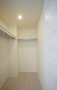 Ｅｓｐｏｉｒ　Ⅱ 302号-7