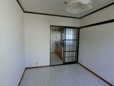 シャト－レ西新井 201号-3