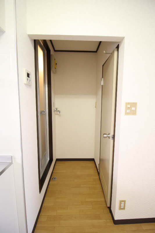 コ－ポ碑 202号-13