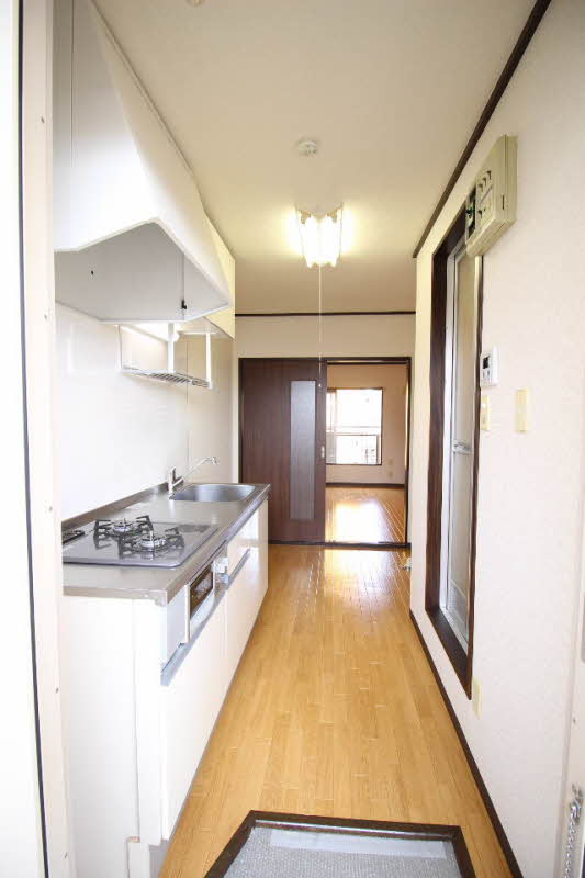 セゾン桜新町B 201号-8