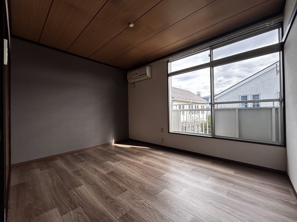 第一カ－サ尾崎 203号-2