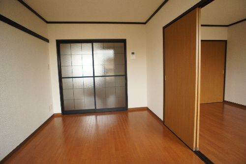 臼井ハイツ 202号-5