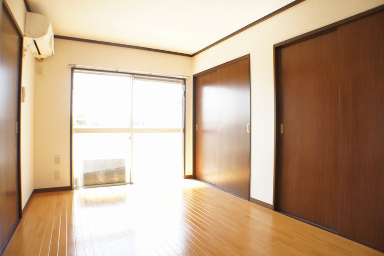 ヴィラ国立 203号-4