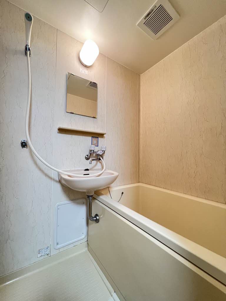 フラット・ノ-ス・ヒル 105号-7