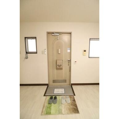 ソフィアコ-ト 202号-3