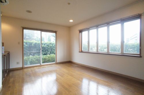 ハウス成城Ａ 102号-2