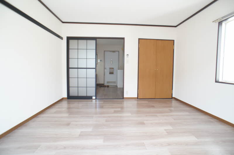 ヒルトップファ－スト 201号-3