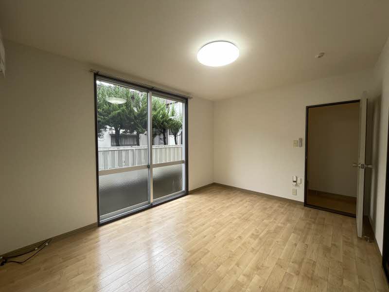 パ-クヒルズ 102号-2