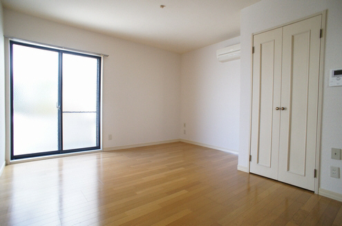 ア－バンフラッツ山王 102号-3