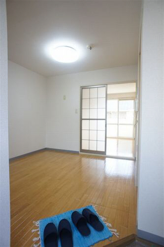 ペルテ・ハイロ－ズＡ 203号-11