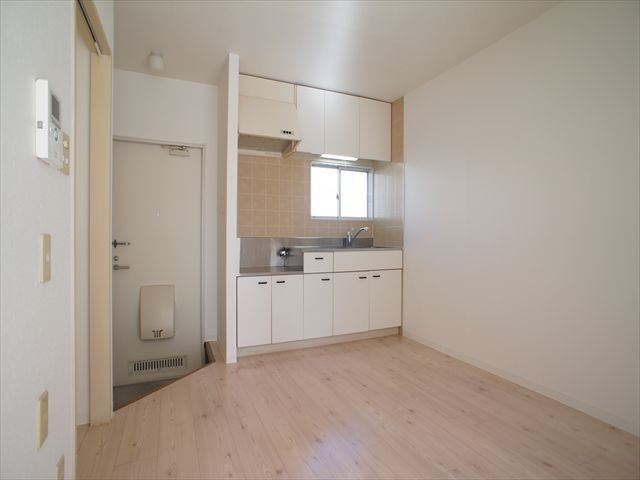 ペルテ・ハイロ－ズＢ 102号-5