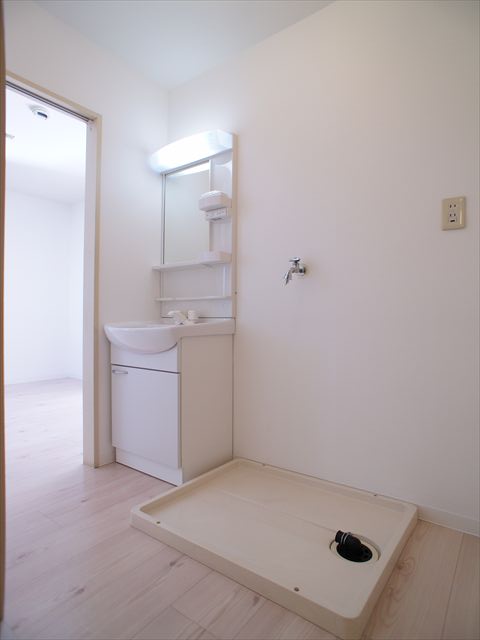 ペルテ・ハイロ－ズＢ 102号-7