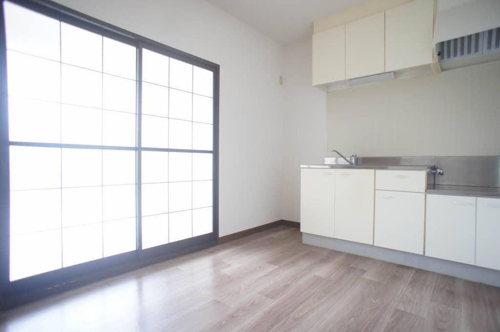 ロイヤル・アネックス 101号-2