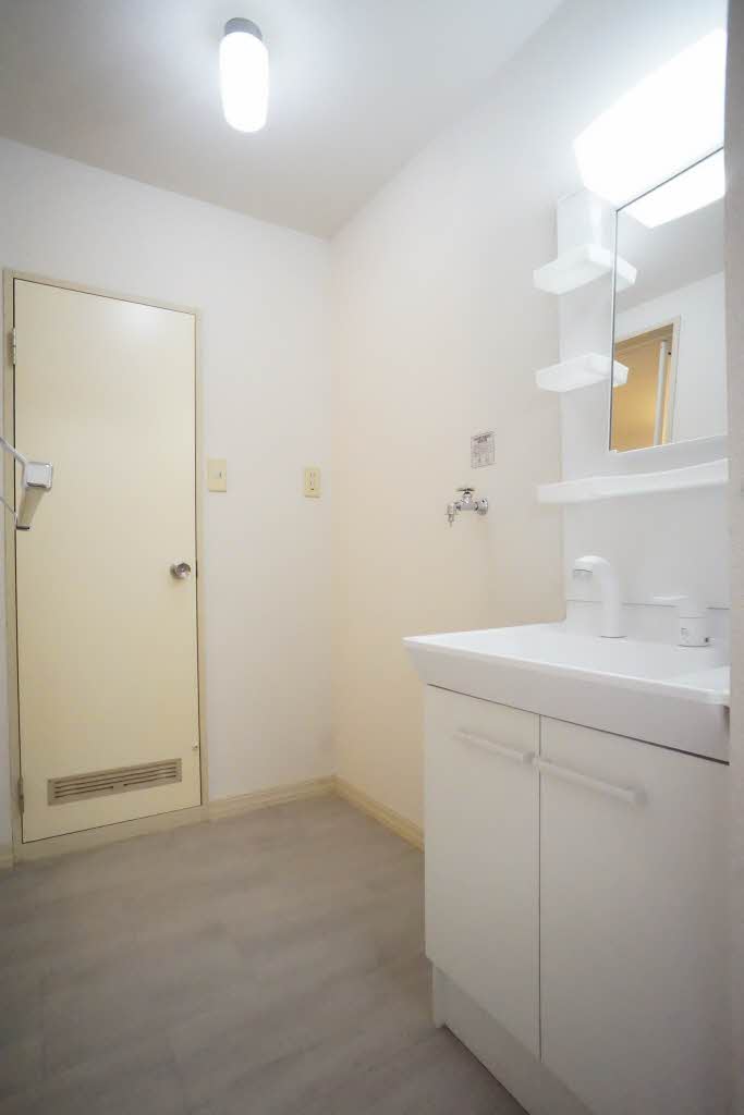 ロ－ズウエストＢ 202号-8