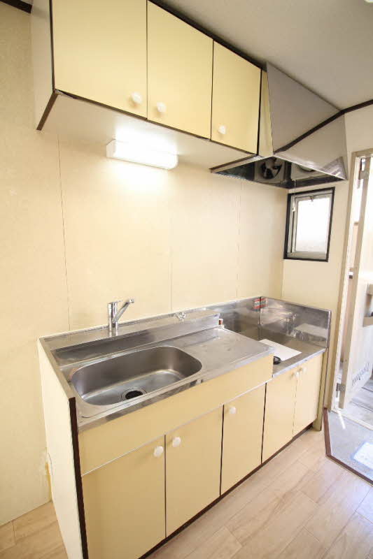 セゾン桜新町C 202号-6