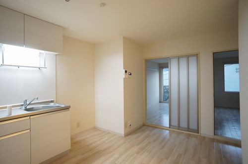 ベルビラ－ジュ桜町 206号-3