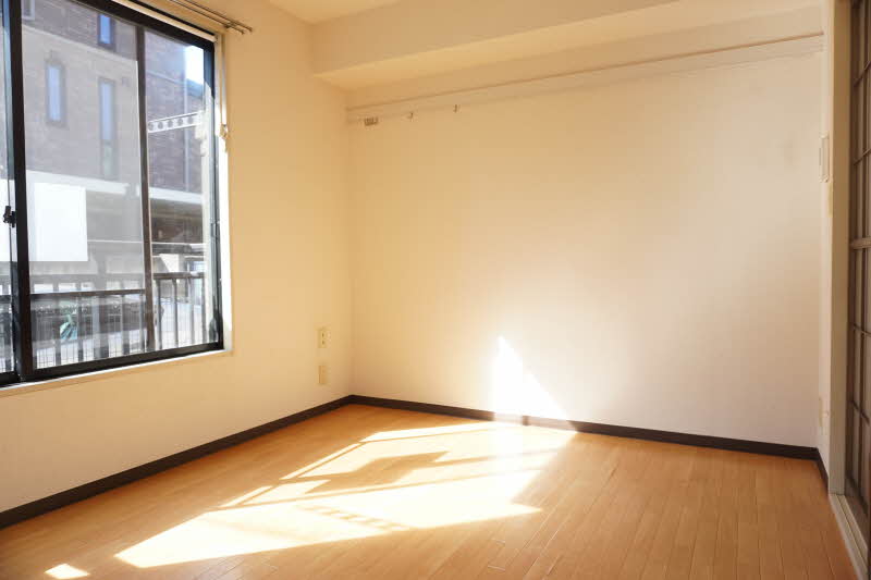 ピア・ジュト－ 101号-2