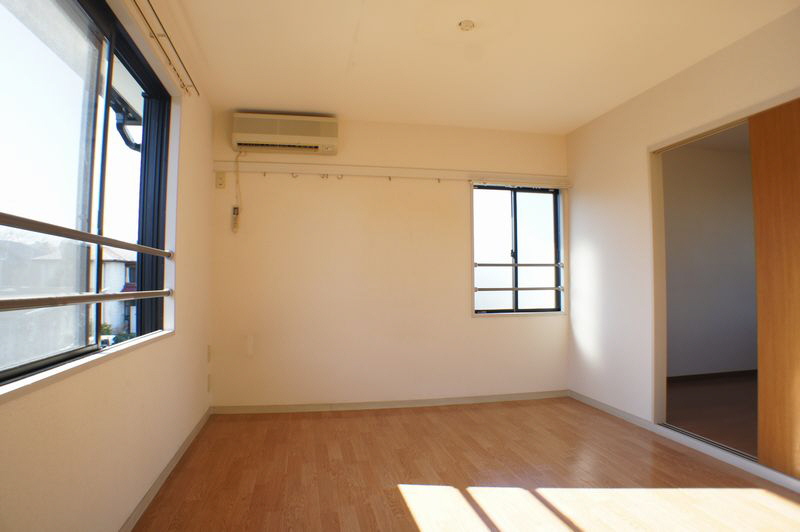 ヴェル・ドミ－ル 202号-3