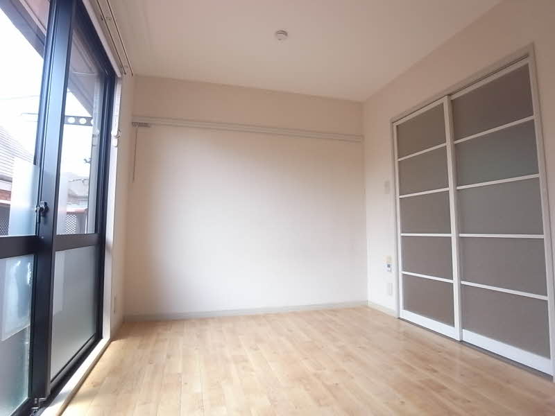 エルミタ－ジュ 202号-3