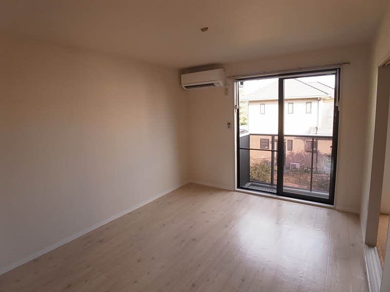 ニューエイト 203号-2