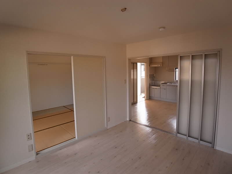 ニューエイト 203号-3