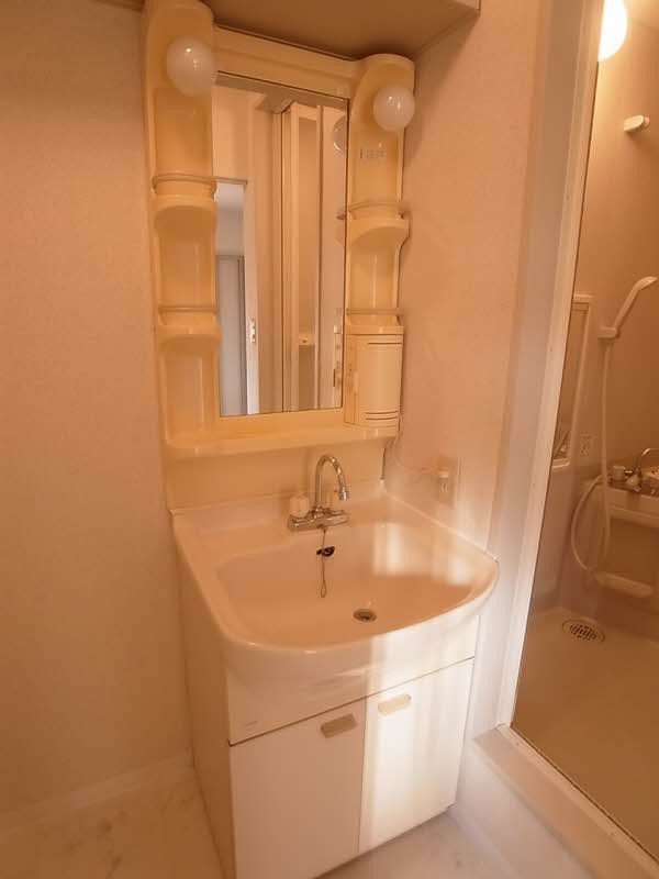 ニューエイト 203号-6