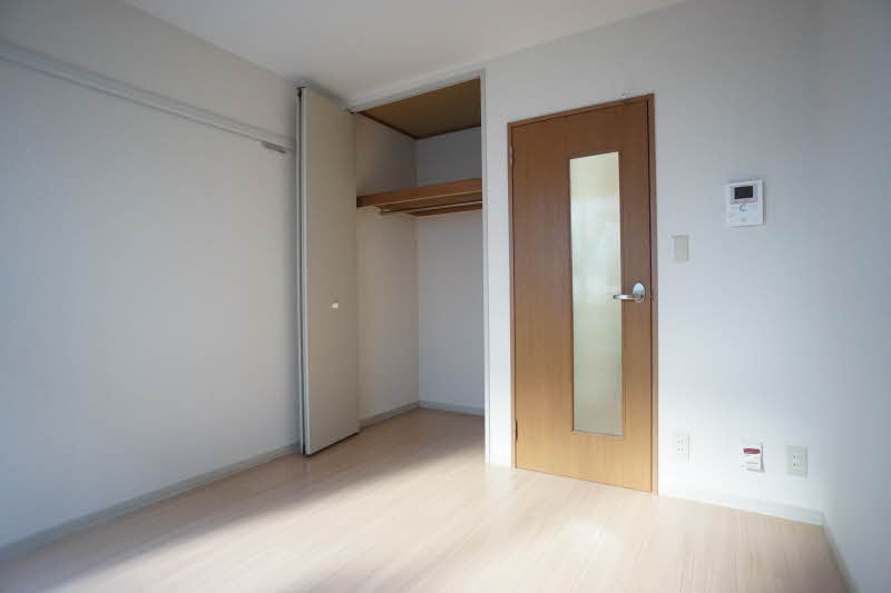 ローザ三軒茶屋 103号-2