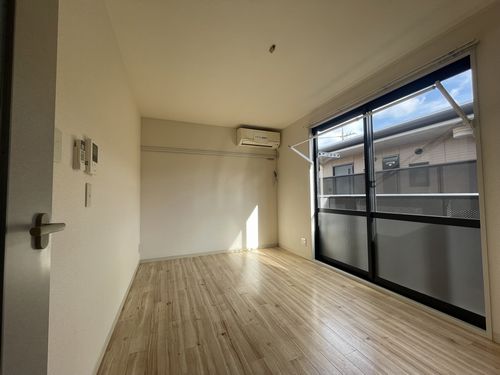 リバーサイドハイツＡ 202号-3