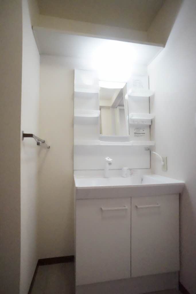 アミューズ大南A 101号-8