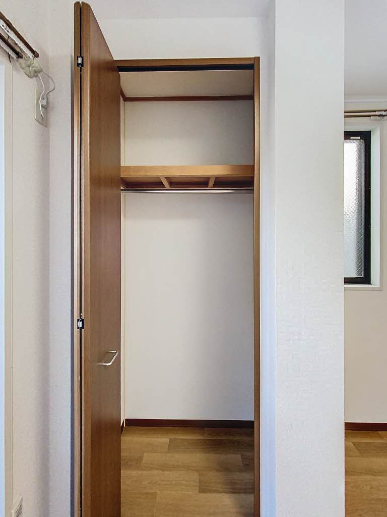 パレスロイヤル 302号-5