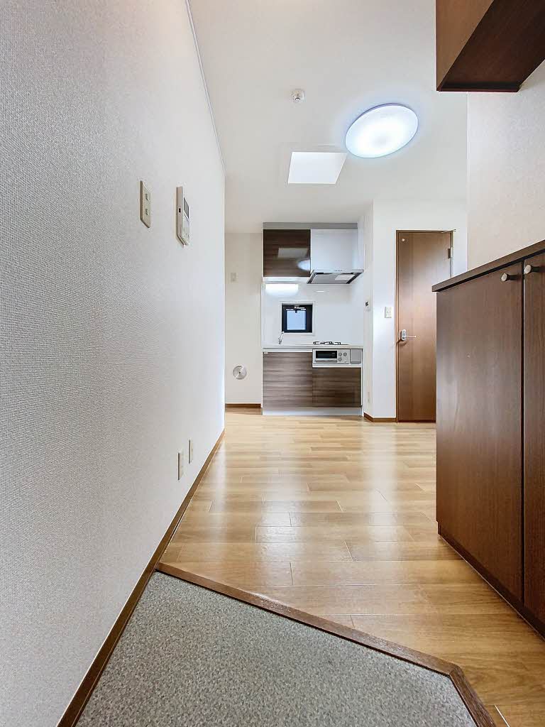 パレスロイヤル 302号-9