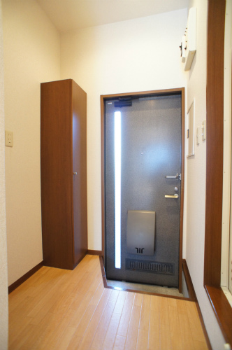 ビューラー薬師橋Ⅲ 102号-8