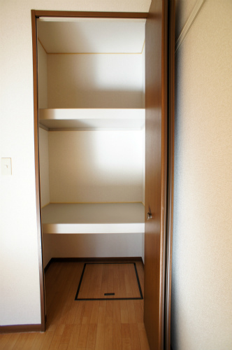 ビューラー薬師橋Ⅲ 102号-10