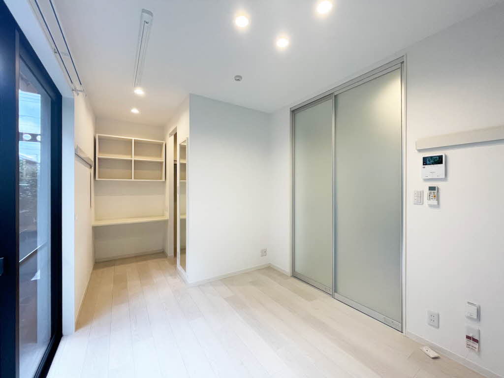 ノートル・メゾン 102号-2