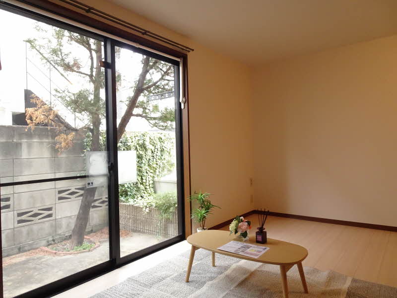 ステラウィンド梅ヶ丘 102号-2