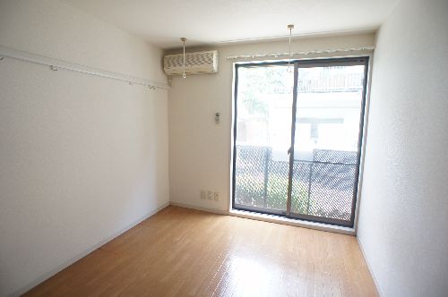 ハウス上大崎 103号-2