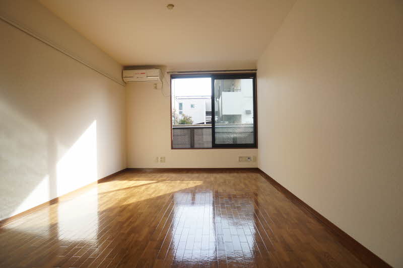 コーポ・ジュネス 105号-2