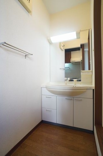 ラ・テールT 206号-8