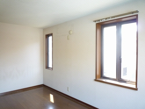 Ｃａｌａｍｕｓ　Ｔｅｒｒａｃｅ　Ｃ 102号-8