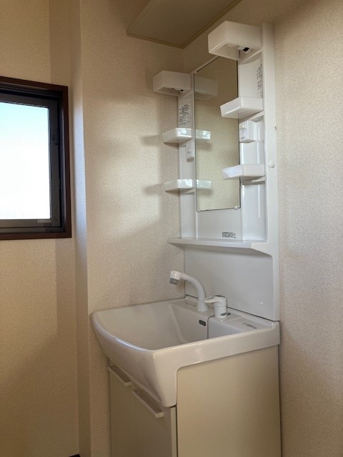 フォレスト・Ｃ 201号-8