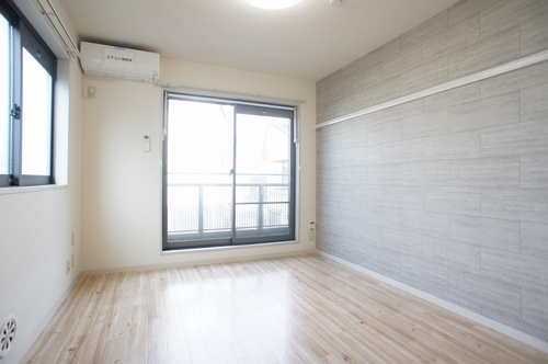 ロイヤルパレス東四ツ木 205号-2