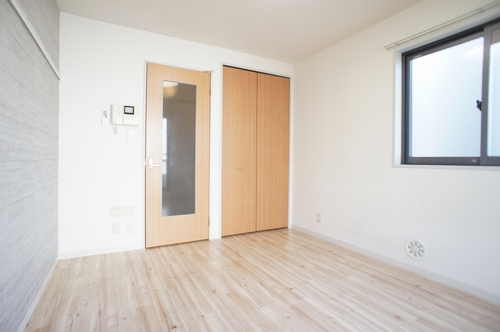 ロイヤルパレス東四ツ木 205号-3