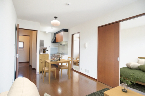 シャーメゾンみさきＡ 202号-2